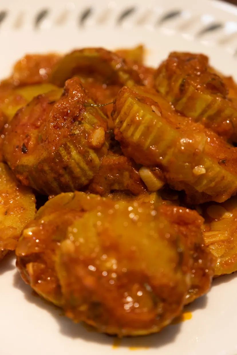 Zucchini in Tomato Sauce, cooked daily at Nezaf Ev Yemekleri in Nişantaşı, close-up